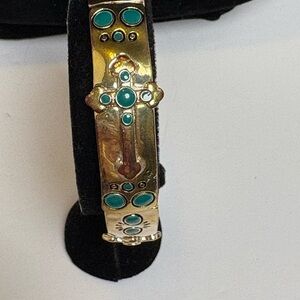 Vintage Stretchy Turquoise Color Cross Bangle Bracelet